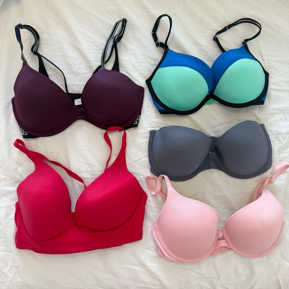Victoria’s Secret 32D Bra Bundle 5pc +34C Strapless Push Up - Picture 2 of 4